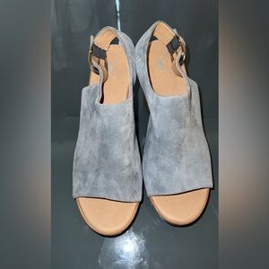 Dr. Scholls Women’s Blue Suede Peep toe Sandal